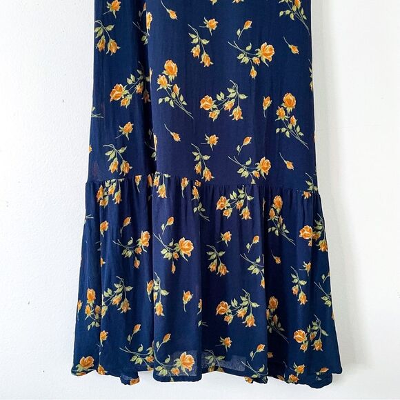 Reformation Nikita floral midi dress. - Picture 12 of 15